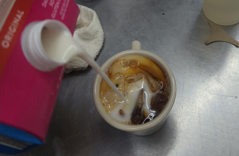 File:Milk-in-full-cup.jpeg